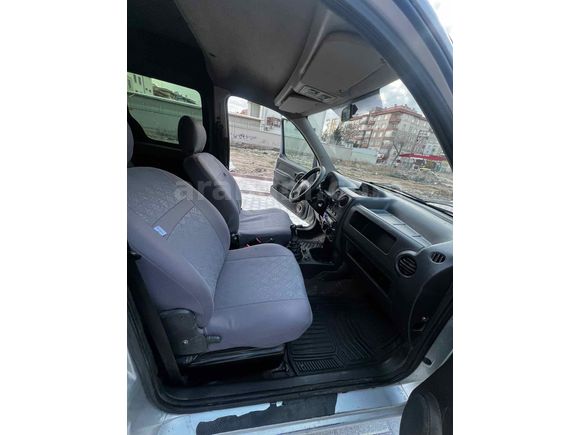 Peugeot Partner 2.0 HDI 2003 Model Konya