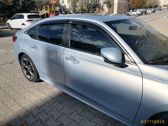 Sahibinden Honda Civic 1.5 i-VTEC Eco Executive Plus 2021 Model 