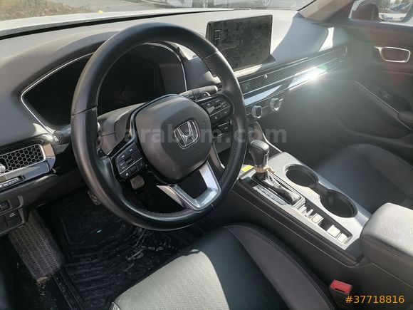 Sahibinden Honda Civic 1.5 i-VTEC Eco Executive Plus 2021 Model 