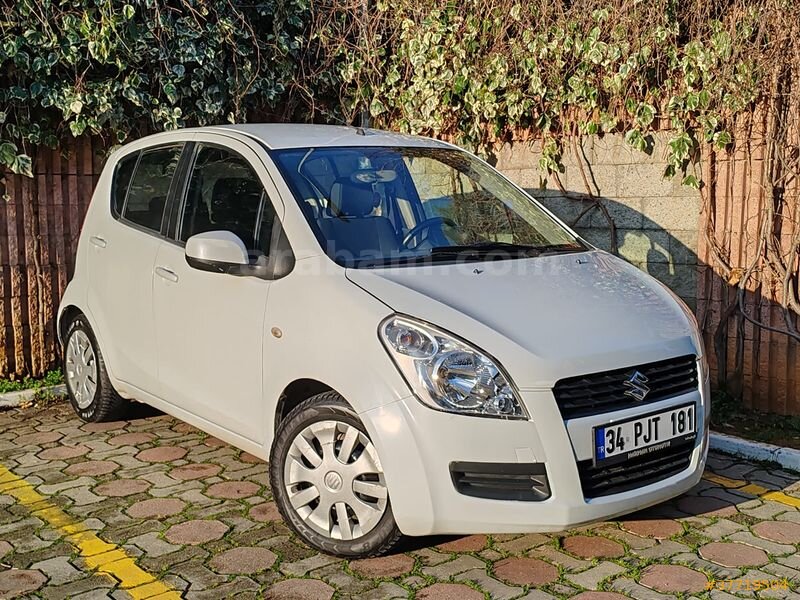 Galeriden Suzuki Splash 1.2 GLS 2012 Model İstanbul 132.000 km Beyaz