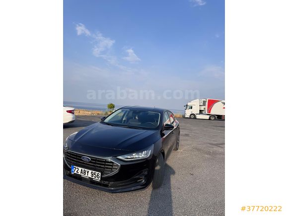 Sahibinden Ford Focus 1.5 TDCi           Titanium X 2023 Model