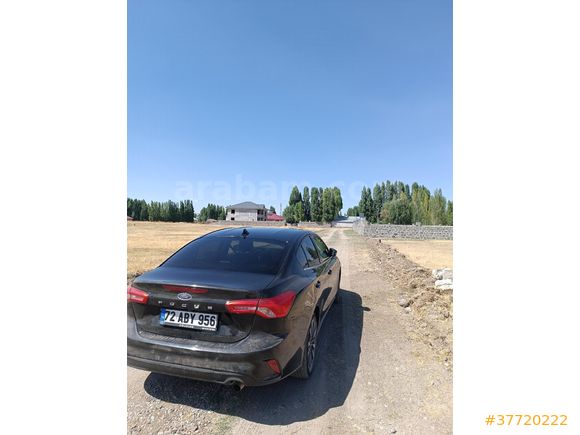 Sahibinden Ford Focus 1.5 TDCi           Titanium X 2023 Model