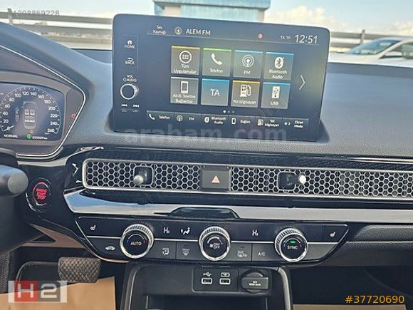 ÇAMKIRAN H2 GAZİEMİR'den2023 Honda Civic 1.5 T Exe Plus 182 hp