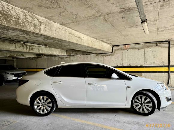 Sahibinden Opel Astra 1.4 T Edition Plus 2020 Model Beyaz