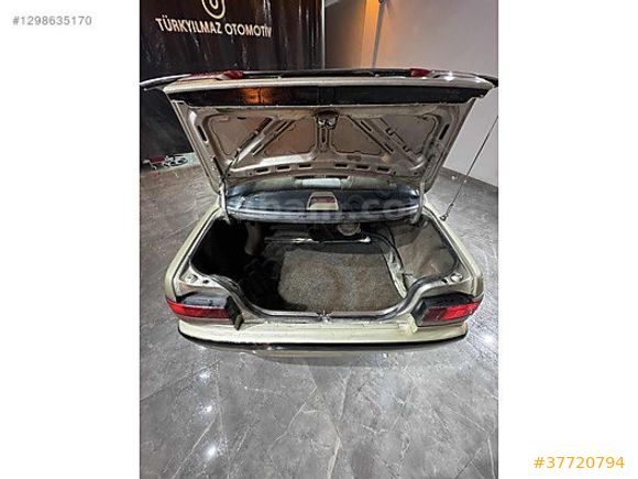 Galeriden Mazda 626 1.6 1991 Model Afyonkarahisar 390.000 km Bej