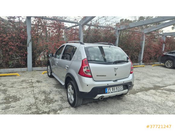 Sahibinden Dacia Sandero 1.5 dCi Stepway 2012 Model 