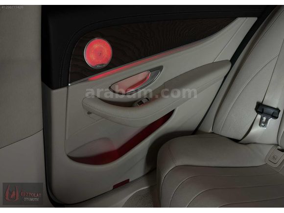 2017 / HATASIZ / E-220d / 4 MATİC / EXCLUSİVE / BEJ / 130.000 KM