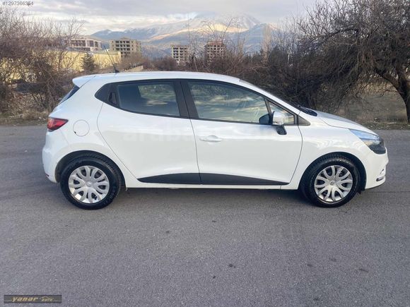 YANAR AUTODAN KM DÜŞÜK 0.9 TCe Clio