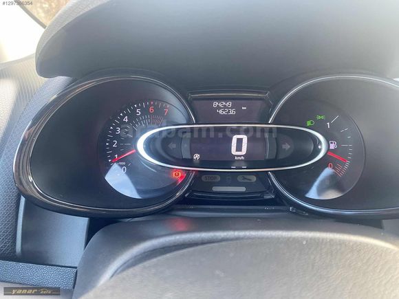 YANAR AUTODAN KM DÜŞÜK 0.9 TCe Clio