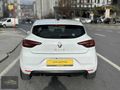 DERE MOTORS'DAN 2021 MODEL RENAULT CLIO TESLA EKRAN DEĞİŞENSİZ