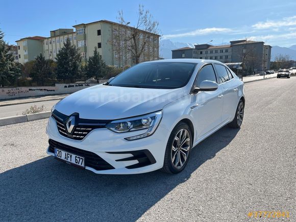 Sahibinden Renault Megane 1.3 TCe Joy 2021 Model