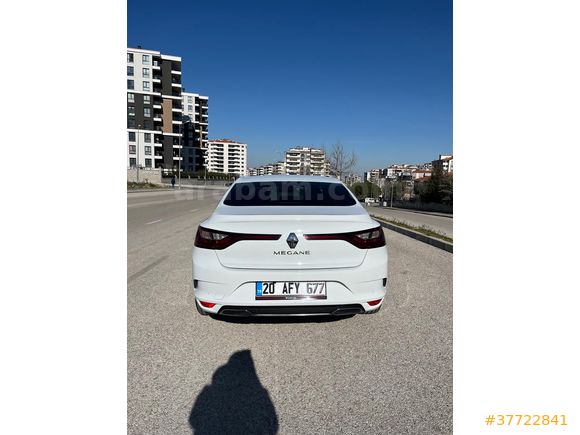 Sahibinden Renault Megane 1.3 TCe Joy 2021 Model