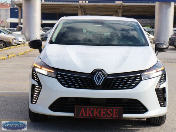 YENİ KASA 2024 RENAULT CLİO 1.0 TCE EVOLUTİON OTOMATİK KAMERALI