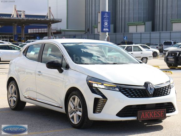 YENİ KASA 2024 RENAULT CLİO 1.0 TCE EVOLUTİON OTOMATİK KAMERALI
