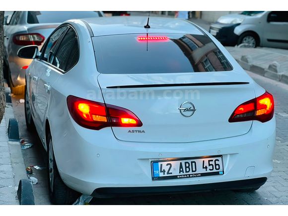 Sahibinden Opel Astra 1.6 Edition Plus 2018 Model  değişeni yok