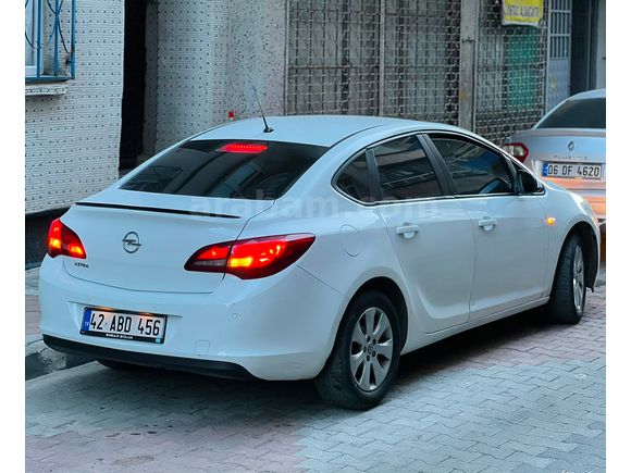 Sahibinden Opel Astra 1.6 Edition Plus 2018 Model  değişeni yok