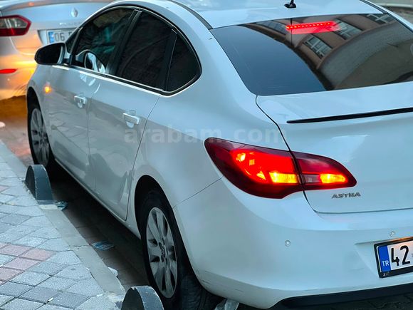 Sahibinden Opel Astra 1.6 Edition Plus 2018 Model  değişeni yok