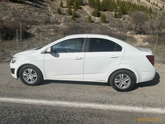 Sahibinden Chevrolet Aveo 1.3 D LT 2013 Model Sivas 122000km Beyaz