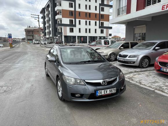 Galeriden Honda Civic 1.6 i-VTEC Elegance 2010 Model Konya