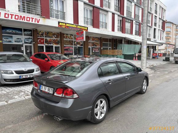 Galeriden Honda Civic 1.6 i-VTEC Elegance 2010 Model Konya