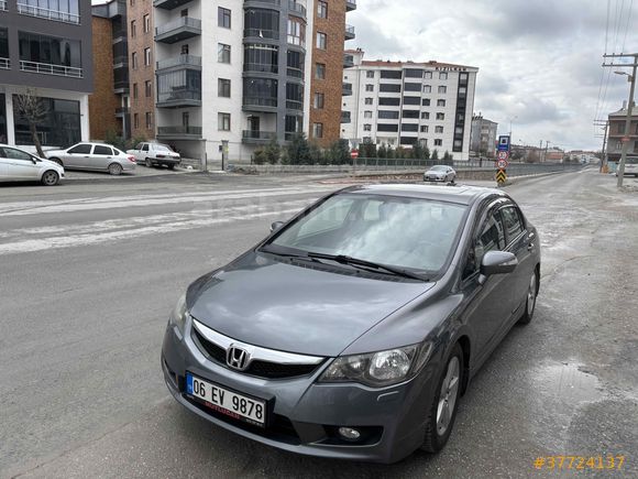 Galeriden Honda Civic 1.6 i-VTEC Elegance 2010 Model Konya