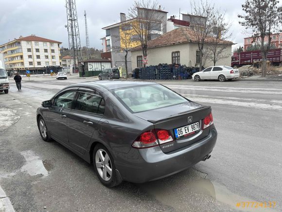 Galeriden Honda Civic 1.6 i-VTEC Elegance 2010 Model Konya