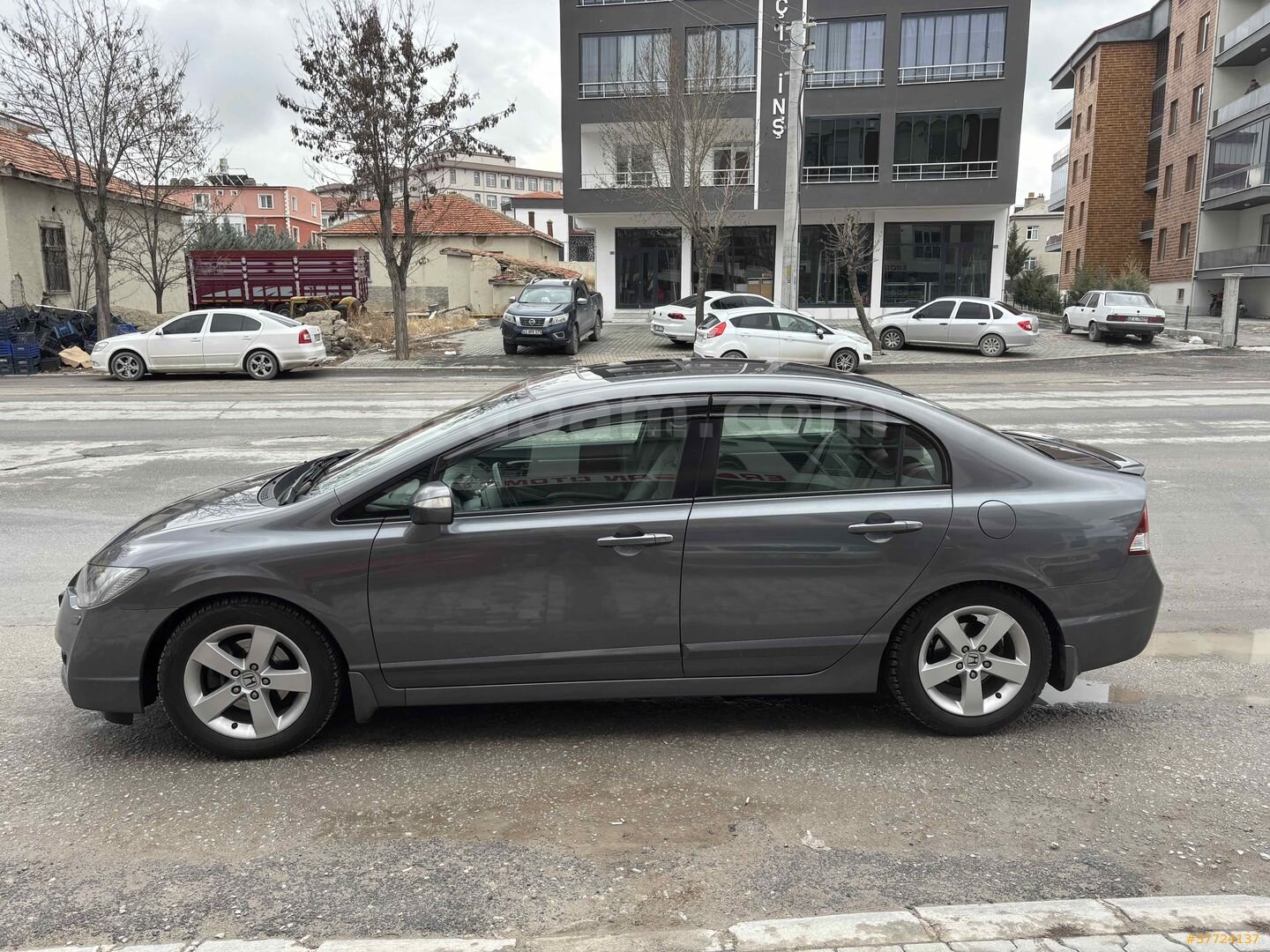 Galeriden Honda Civic 1.6i VTEC Elegance 2010 Model Konya 217.000 km Füme 3