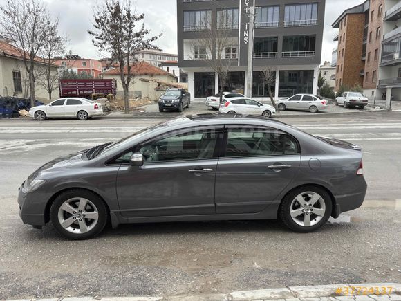 Galeriden Honda Civic 1.6 i-VTEC Elegance 2010 Model Konya