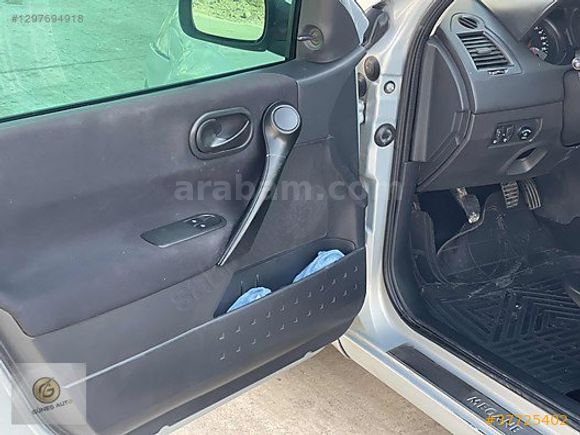 RENAULT MEGAN 2 2004 1.6 HATASIZ BOYASIZ TEMİZ BAKIMLI