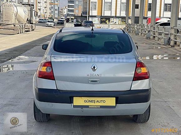 RENAULT MEGAN 2 2004 1.6 HATASIZ BOYASIZ TEMİZ BAKIMLI