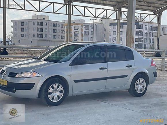 RENAULT MEGAN 2 2004 1.6 HATASIZ BOYASIZ TEMİZ BAKIMLI