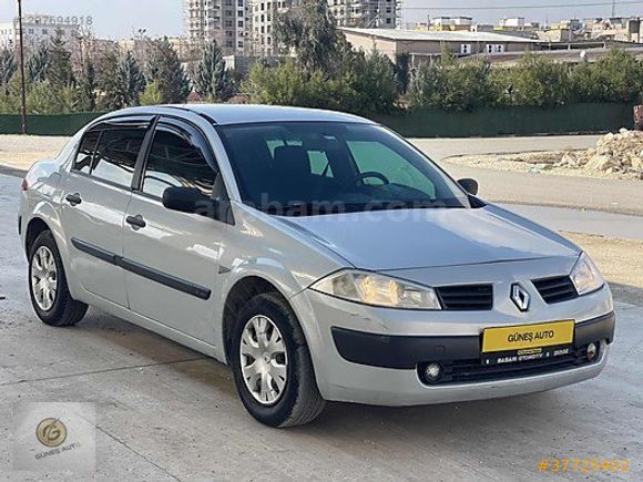 RENAULT MEGAN 2 2004 1.6 HATASIZ BOYASIZ TEMİZ BAKIMLI