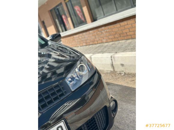 Sahibinden Renault Megane 2.0 T Sport 2005 Model  200.000 km Siyah