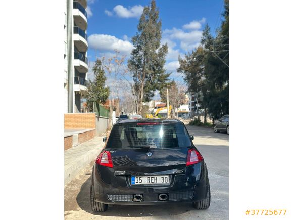Sahibinden Renault Megane 2.0 T Sport 2005 Model  200.000 km Siyah