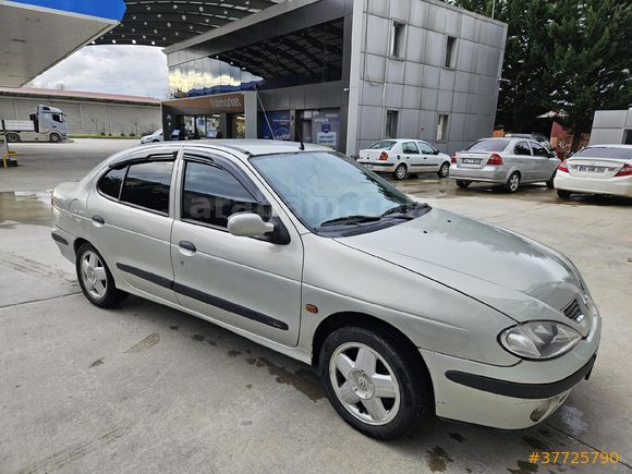 Sahibinden Renault Megane 1.6 RTE 2000 Model