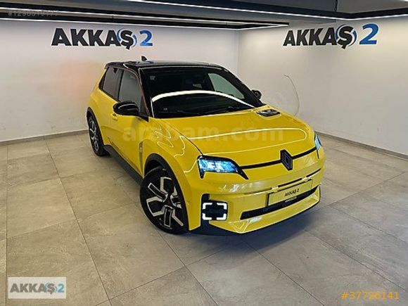 AKKAŞ 2'DEN RENAULT 5 E-TECH TECHNO EV52 150BG