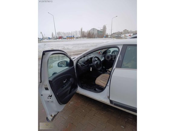 BATARAY AUTO DAN RENAULT FLUENCE