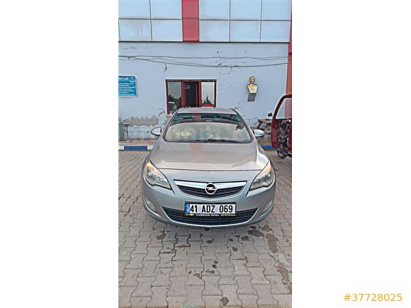Sahibinden Opel Astra 1.6 Enjoy 2010 Model  199.250 km Gri