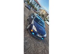 Sahibinden Ford Focus 1.6  2000 Model  297 km Mavi. MANTIKLI  TAKAS OLUR