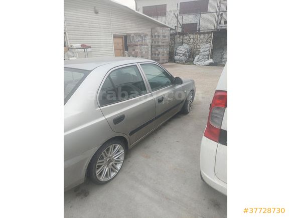 Sahibinden Hyundai Accent 1.5 CRDi Admire 2004 Model