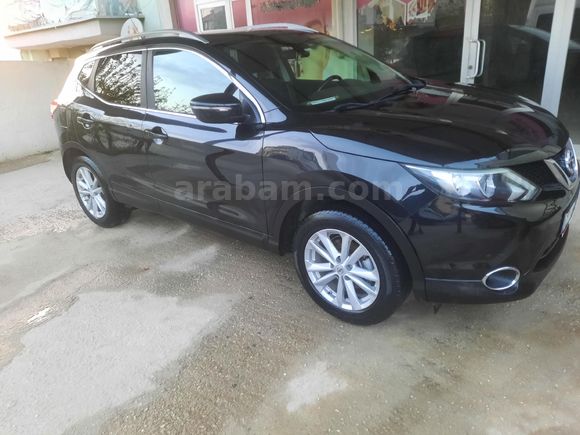 Sahibinden Nissan Qashqai 1.2 DIG-T cam tavanTekna Sky Pack 2014 Model