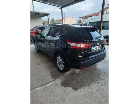 Sahibinden Nissan Qashqai 1.2 DIG-T cam tavanTekna Sky Pack 2014 Model