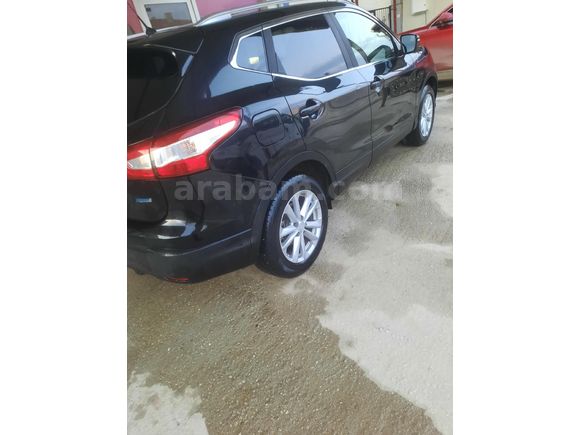 Sahibinden Nissan Qashqai 1.2 DIG-T cam tavanTekna Sky Pack 2014 Model