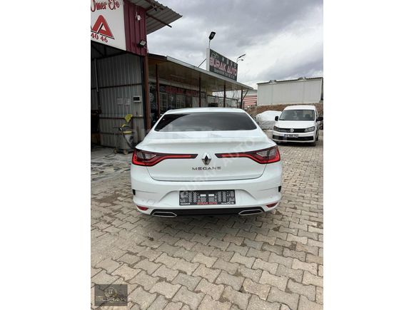 BURAK AUTO,dan BOYASIZ HATASIZ MEĞANE