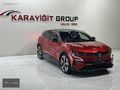 2024-RENAULT-MEGANE-E-TECH-İCONİC-KIRMIZI-SİYAH-LANSMAN RENK