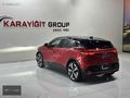 2024-RENAULT-MEGANE-E-TECH-İCONİC-KIRMIZI-SİYAH-LANSMAN RENK