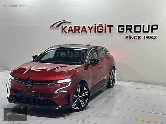 2024-RENAULT-MEGANE-E-TECH-İCONİC-KIRMIZI-SİYAH-LANSMAN RENK