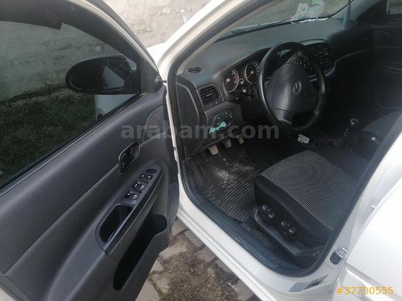 Sahibinden Hyundai Accent Era 1.4 Mode 2012 Model