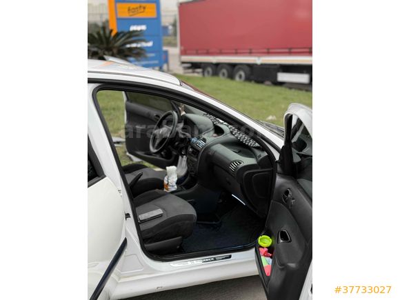 Sahibinden Peugeot 206 1.4 HDi X-line 2004 Model 