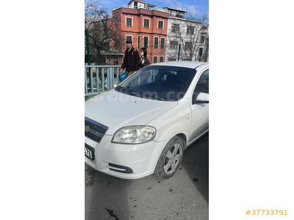 Chevrolet Aveo 1.4 SE 2011 Model